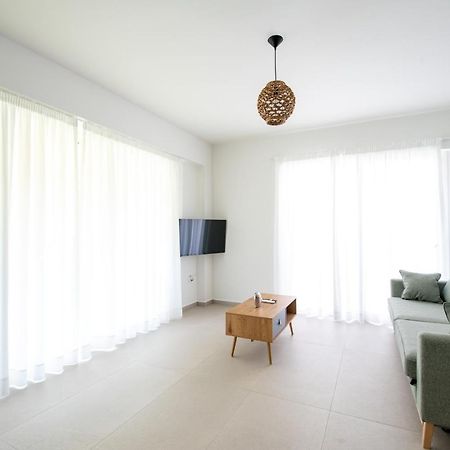 Ennea Suites-Earth Suite Flámbouras Kültér fotó