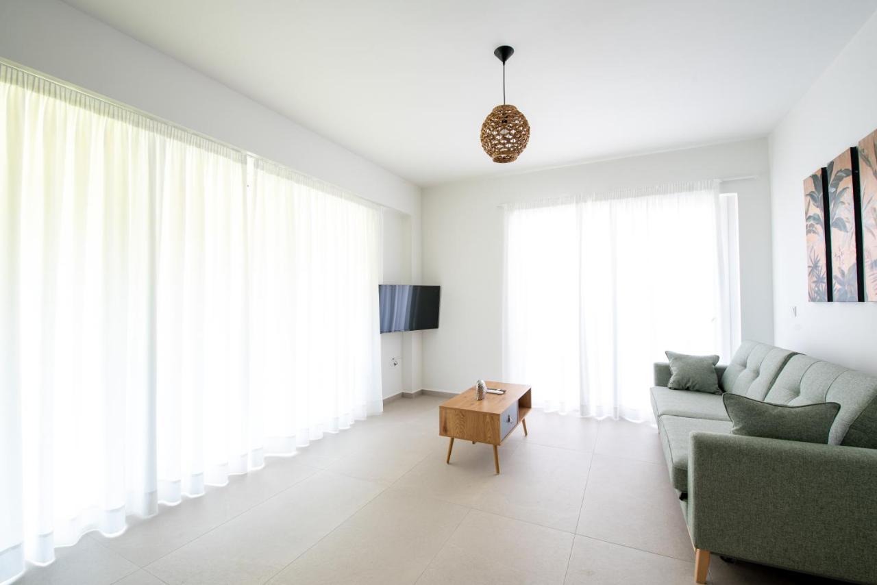 Ennea Suites-Earth Suite Flámbouras Kültér fotó